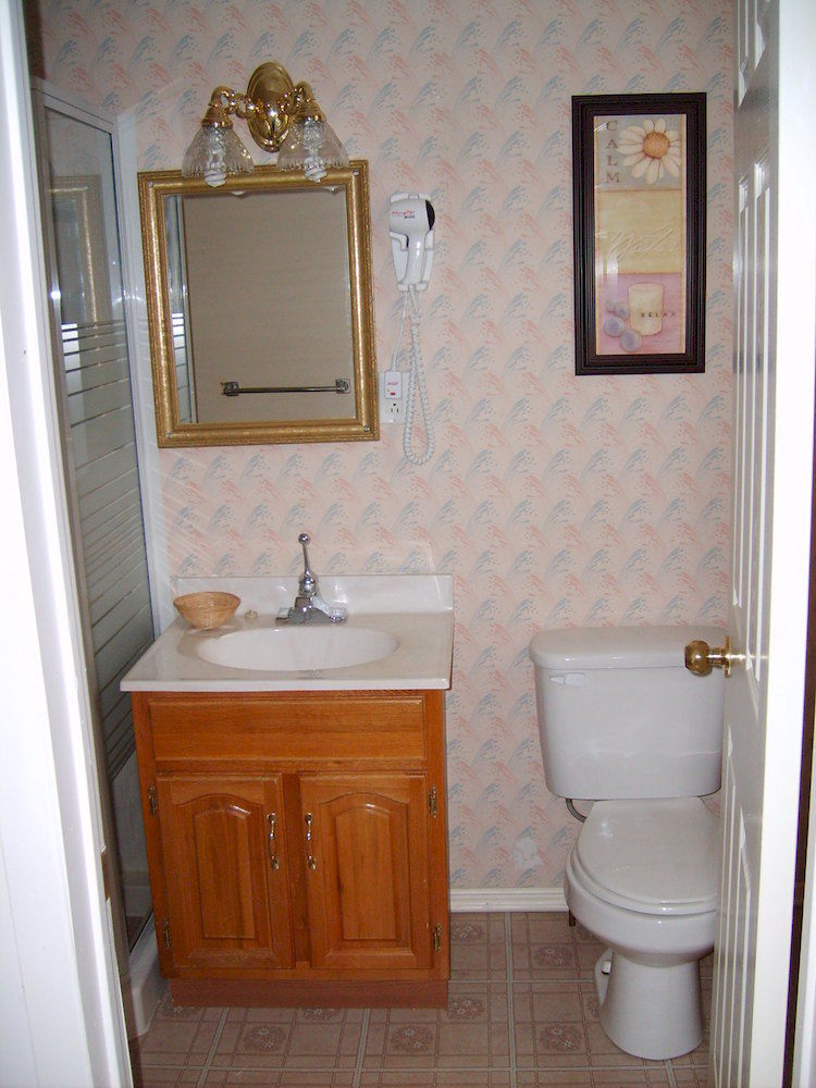 Capricorn Motel Royale 1000 Islands Lansdowne ภายนอก รูปภาพ
